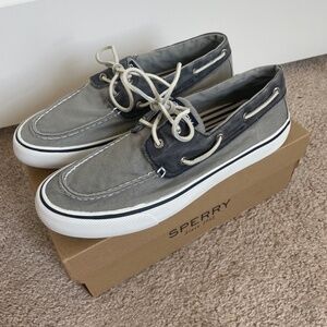 NWOT Bahama ll Grey/Navy Men's Sperry Boat Shoes